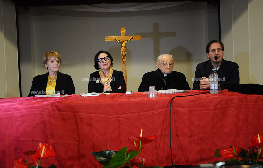 lo-moro2024-12-30-at-20.05_3d2f8.jpg
