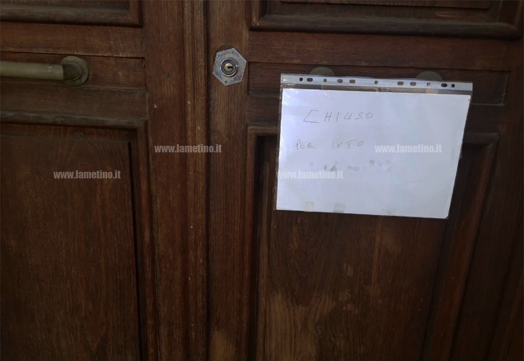 Lamezia, cliente positiva al Covid: chiude per precauzione una parrucchieria del centro