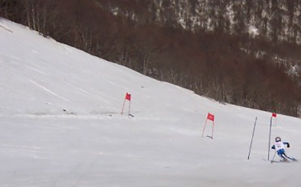 Sci alpino, tre giorni di gare a Lorica dal 6 all'8 aprile