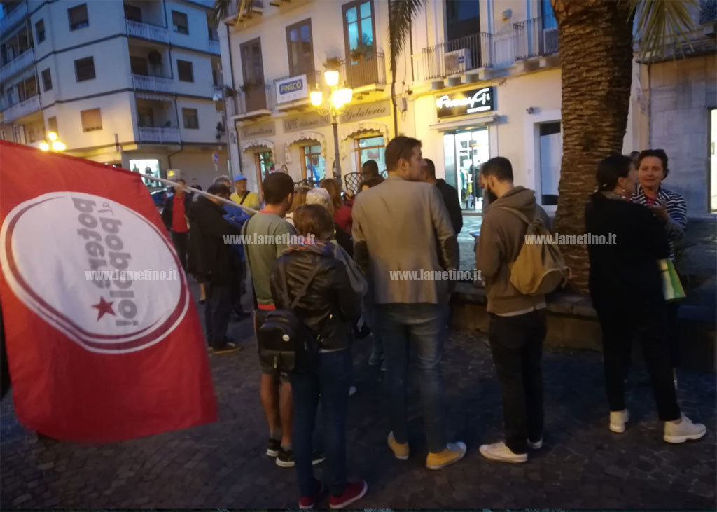 Lamezia, gruppo di attivisti politici solidali a Mimmo Lucano: "Sabato saremo tutti a Riace"