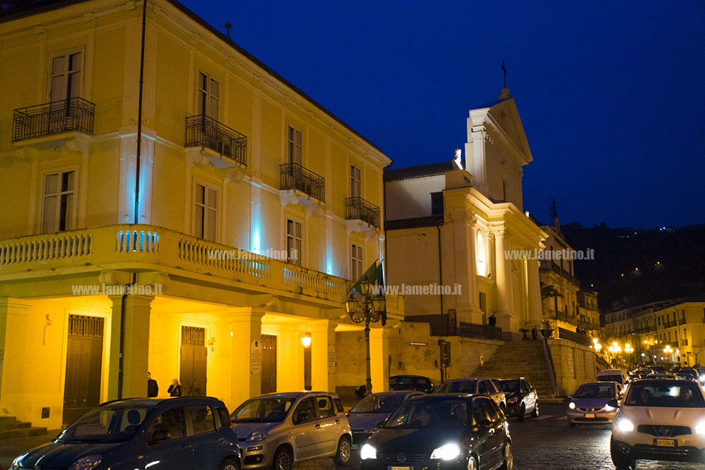 luci-blu-555.jpg