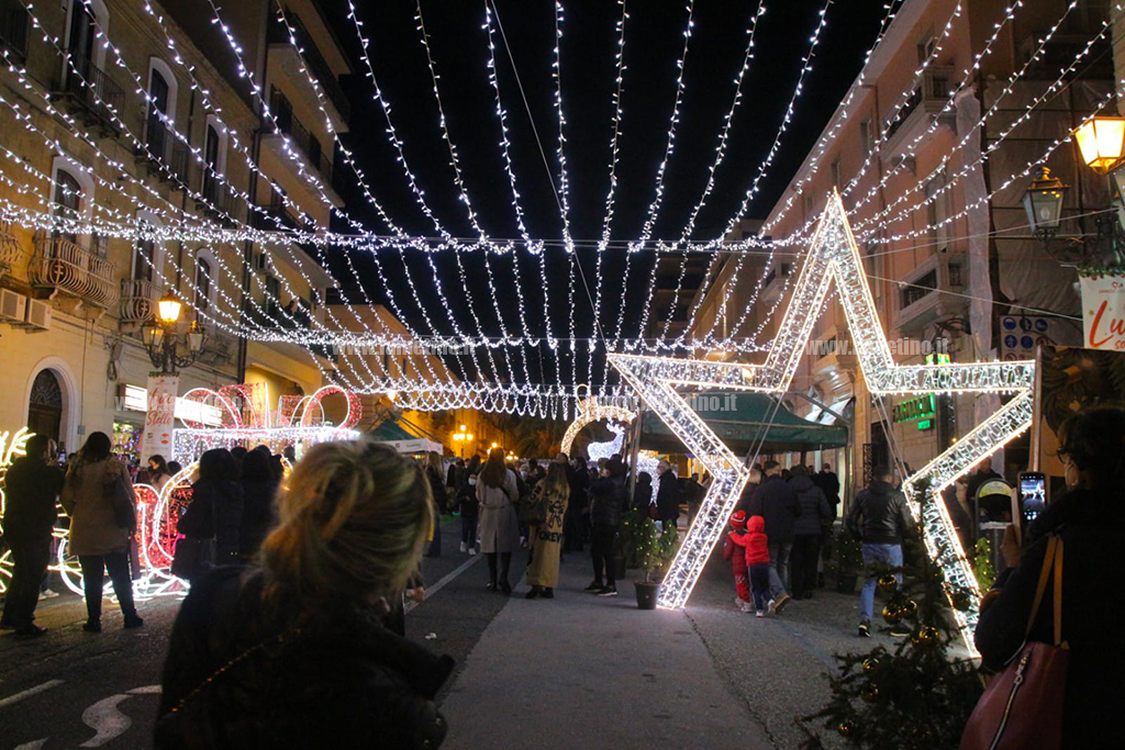 Al via “Natale con Lamezia Shopping”: fino al 16 Gennaio il corso sarà un parco natalizio con attrazioni e tante iniziative