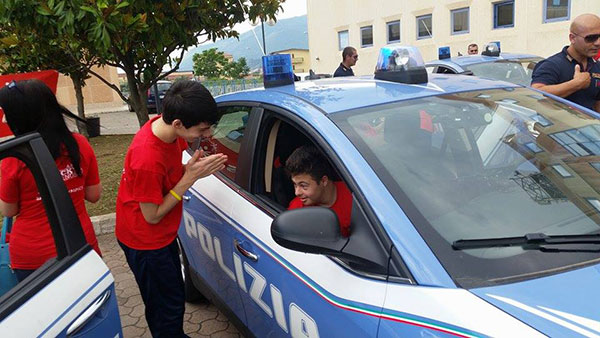 Asd Lucky Friends ospite del commissariato di polizia di Lamezia Terme
