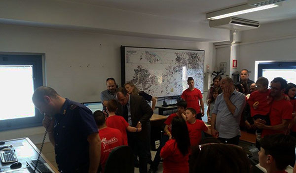 lucky-friends--polizia-2.jpg