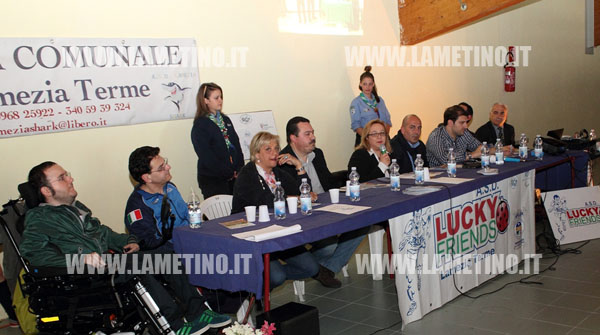 lucky_friends_piscina_comunale_lamezia_aprile_2014.jpg
