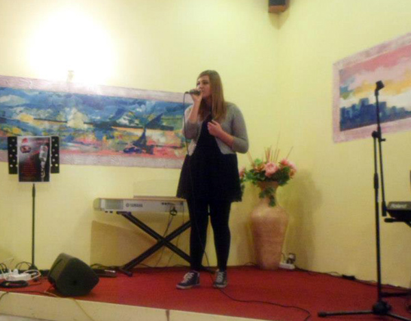 Lamezia: Studentessa Campanella canterà a mensa Caritas a Capodanno