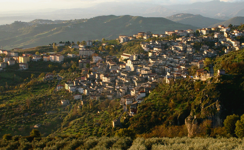 Coronavirus, chiusa Cattedrale ed uffici comunali di Lungro