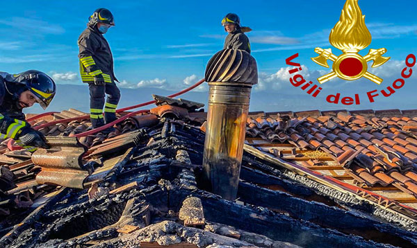 Fiamme in abitazione a Luzzi, illesa famiglia