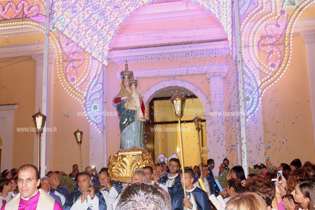 Lamezia, Processione della Madonna per le vie del Quartiere Bella