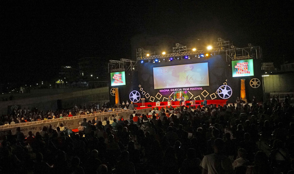 Al Magna Graecia Film Festival riconoscimenti ad associazioni impegnate nella lotta ai tumori