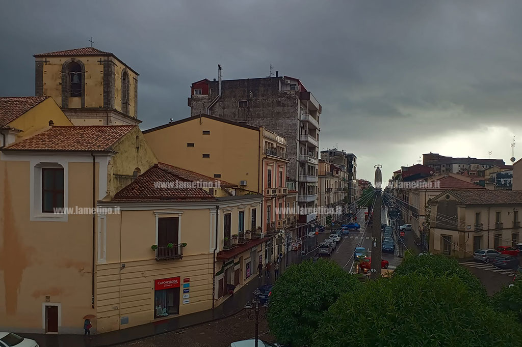 maltempo-lamezia12.51.54_8b469.jpg