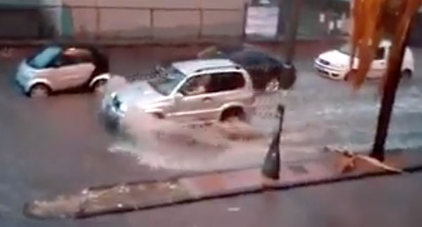 Piogge e allagamenti in Calabria, massima allerta in tre Province