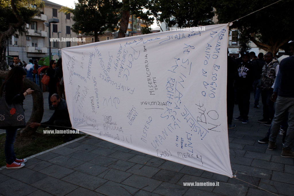 manfestazione-pro-migranti-2.jpg