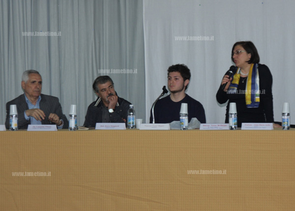 Lamezia: Mangiardi incontra studenti e racconta il suo "no" al racket