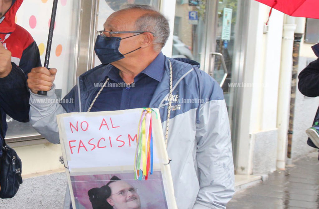 manif-cgil-lamezia79e613b_6bac2.jpg