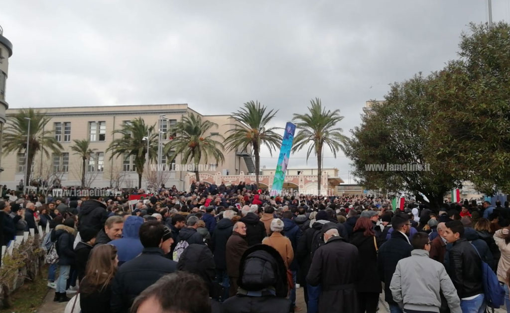 Manifestazione a sostegno di Gratteri: Le reazioni