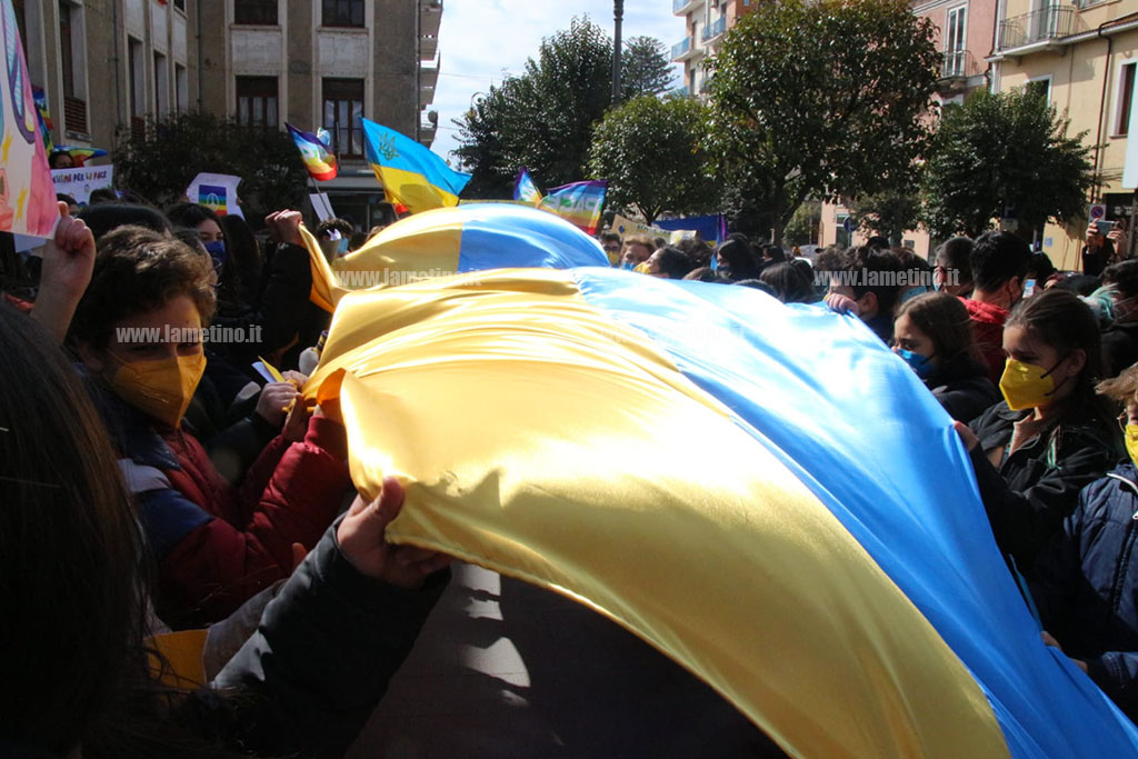 manif-pace-lamezia-12322b0ce36_ee53e.jpg