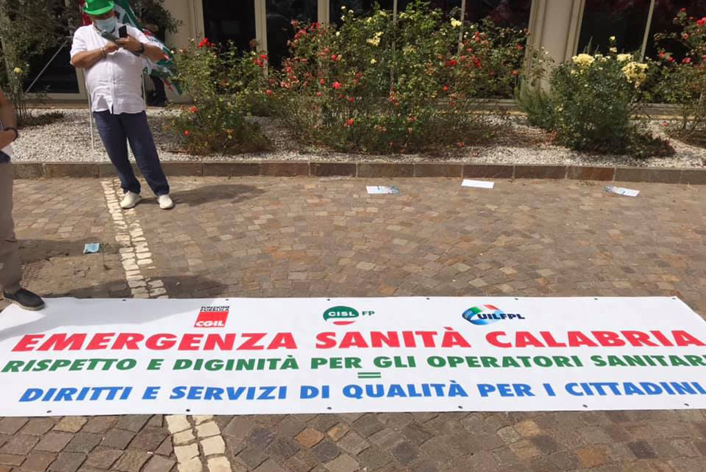 Sanità in Calabria: sindacati e lavoratori in piazza: “Serve una svolta”