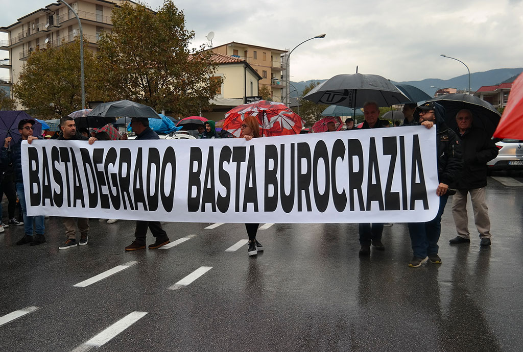 Manifestazione a Lamezia, le precisazioni di altri comitati a sostegno di Cristiano