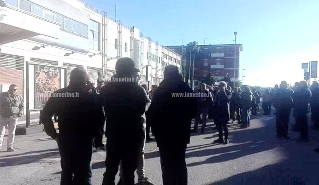 manifestanti-051218.jpg