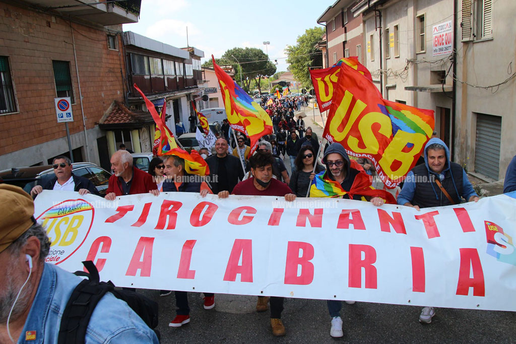 manifestazione-Usb-lamezia-252263ff3e7_b4e02.jpg
