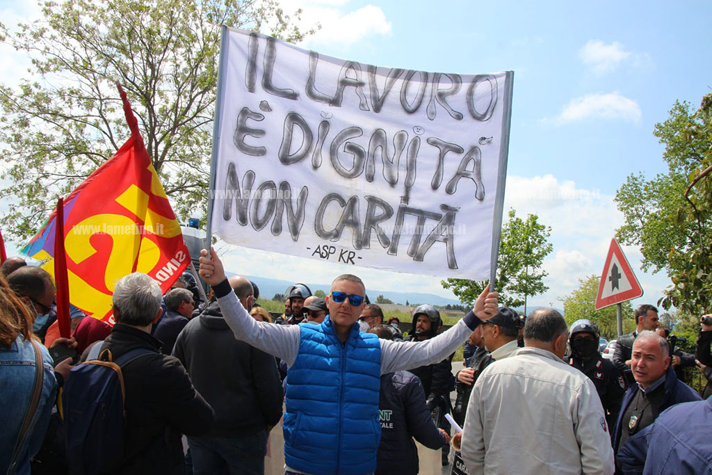 manifestazione-Usb-lamezia-2522ea43f_05f47.jpg