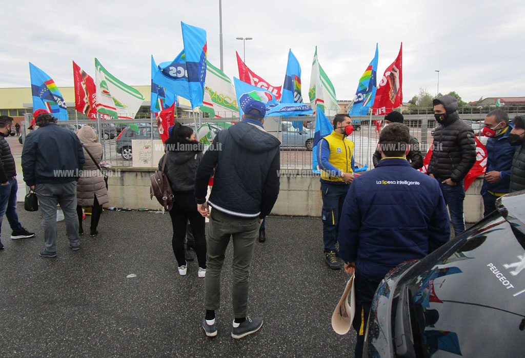 Lamezia, Filcams CGIL Calabria: "Eurospin contesta un lavoratore per le sue idee, ritirare provvedimento disciplianare"