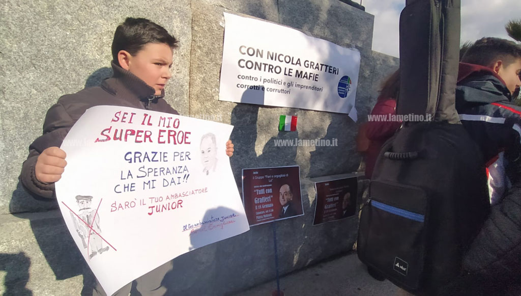 manifestazione-gratteri-18120202.jpg