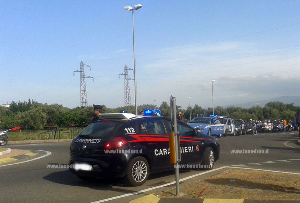 manifestazione-vittime-strada-lamezia-2015.jpg