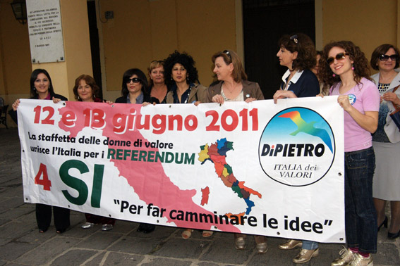 manifestazione_Idv_pro_referendum