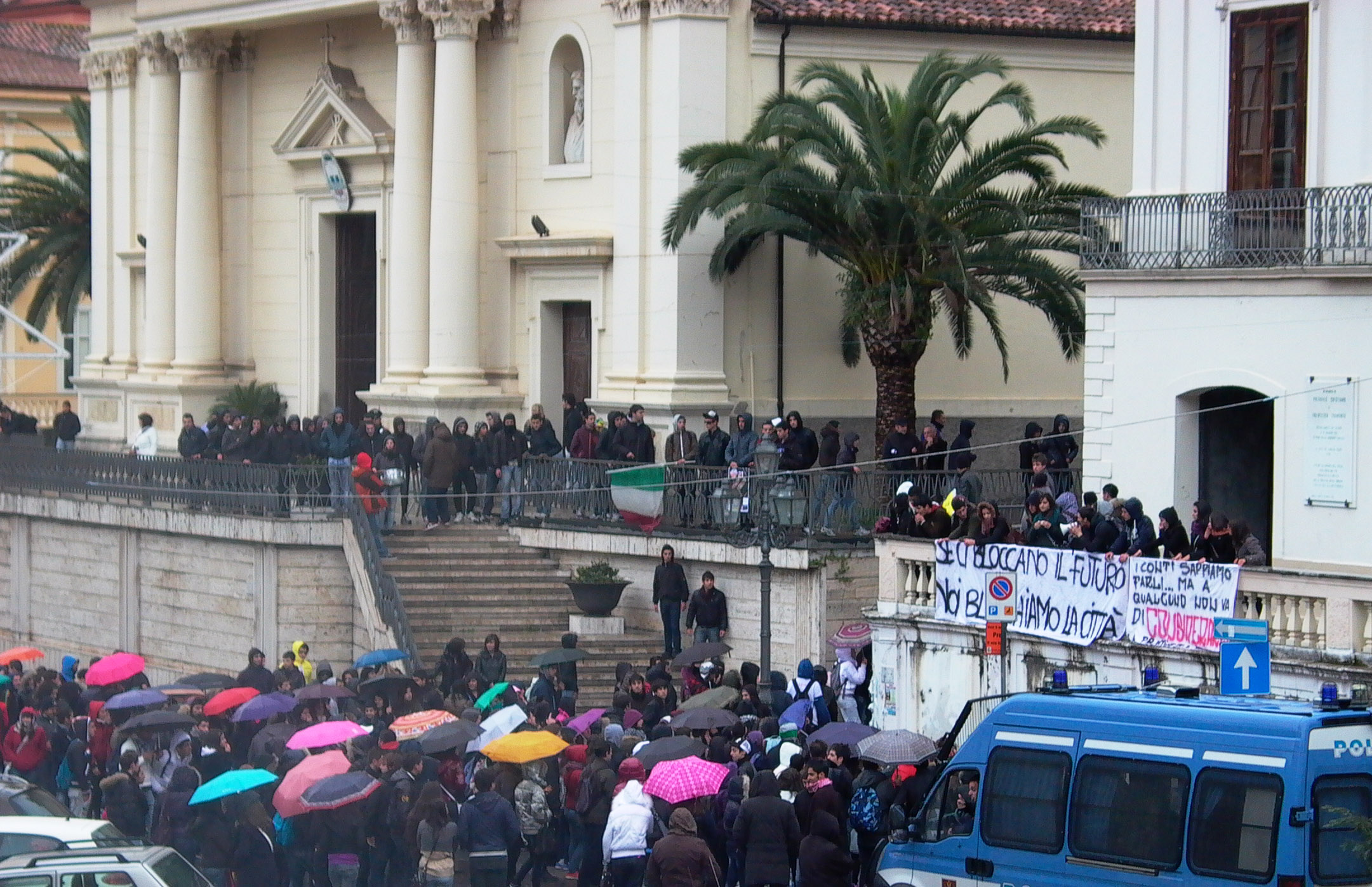 Lamezia, manifestazione studenti in città e all'Unical