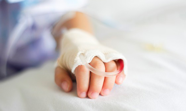 manina-bimbo-ospedale_f13c6_07757_e6578.jpg