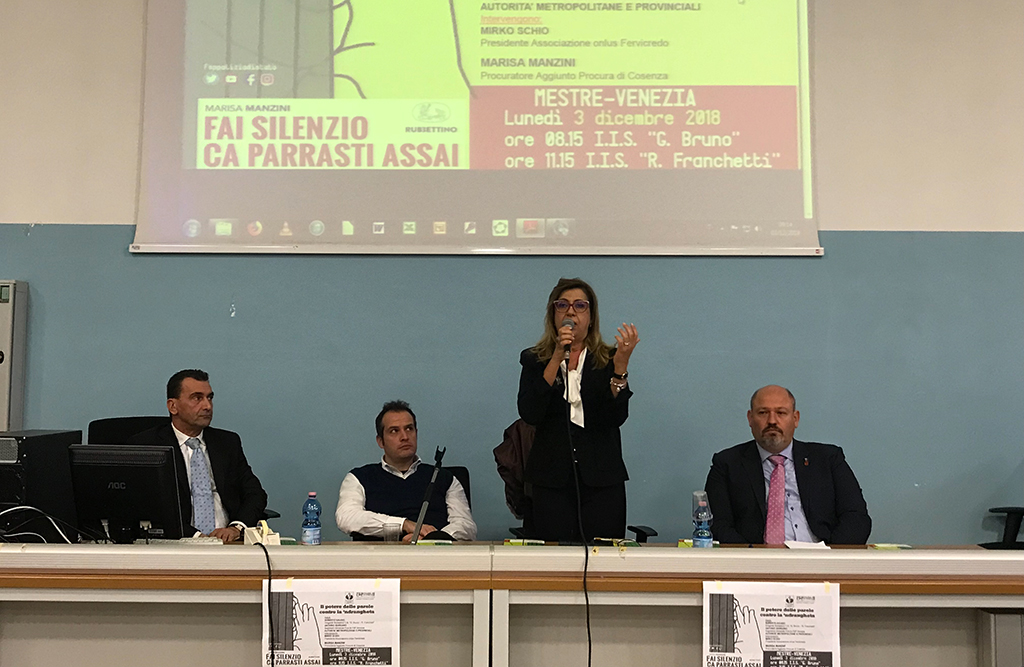 Il procuratore Manzini racconta il suo libro ai ragazzi di Venezia-Mestre