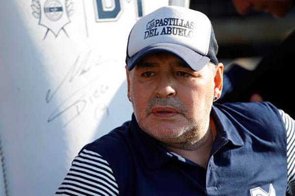 Morto Diego Armando Maradona, la leggenda del calcio aveva 60 anni
