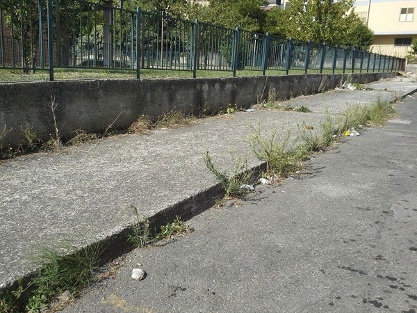 marciapiede-scuola-azio-davoli-3.jpg