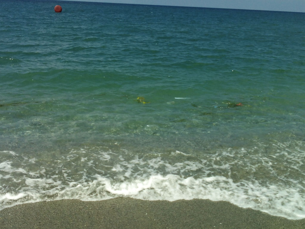 Mare sporco, nell’ultimo weekend di luglio ancora segnalazioni da Gizzeria