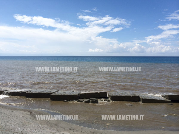 mare-marrone-falerna-settembre-2014.jpg