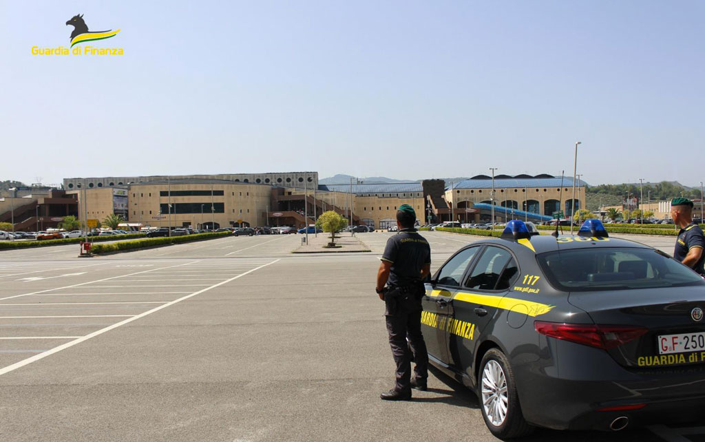 Lamezia, operazione 'Mari Neri' contro sfruttamento ai danni di 79 dipendenti, sequestro preventivo di 665mila euro a 2 imprenditori - VIDEO
