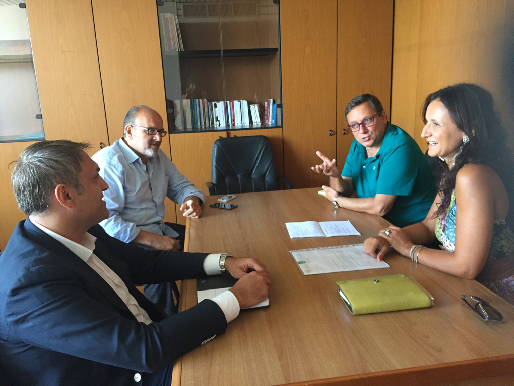 Minori non accompagnanti sbarcati sulle coste calabresi, Garante per l'infanzia incontra l'Unicef
