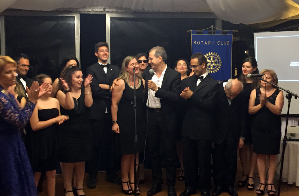 Coro UICI a cerimonia Rotary Club Lamezia, nel pubblico anche sindaco Mascaro