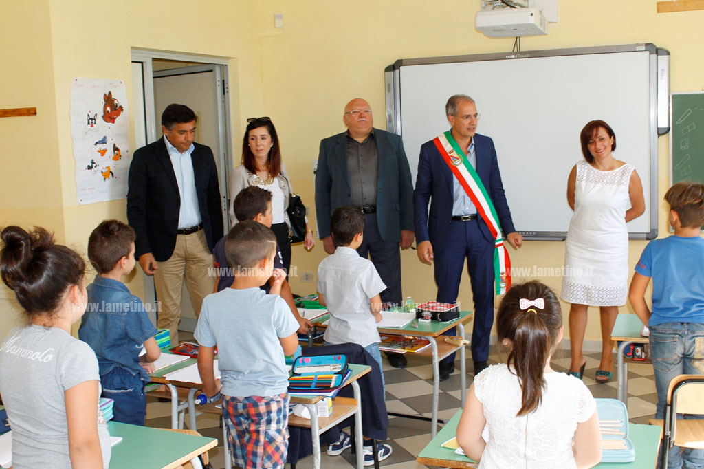 Lamezia: inizio anno scolastico, tour nelle scuole per il sindaco Mascaro 