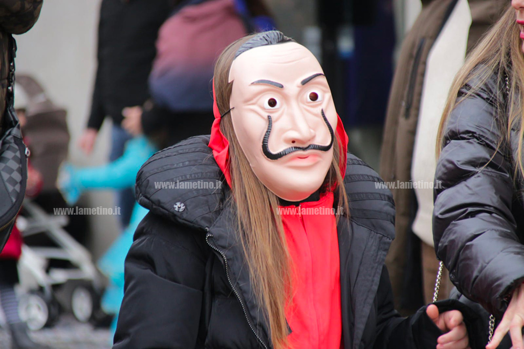 maschera_25d6f.jpg
