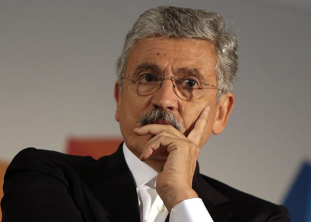 D'alema a Vibo Valentia: "No ad una riforma sbagliata ma anche confusa e dannosa"