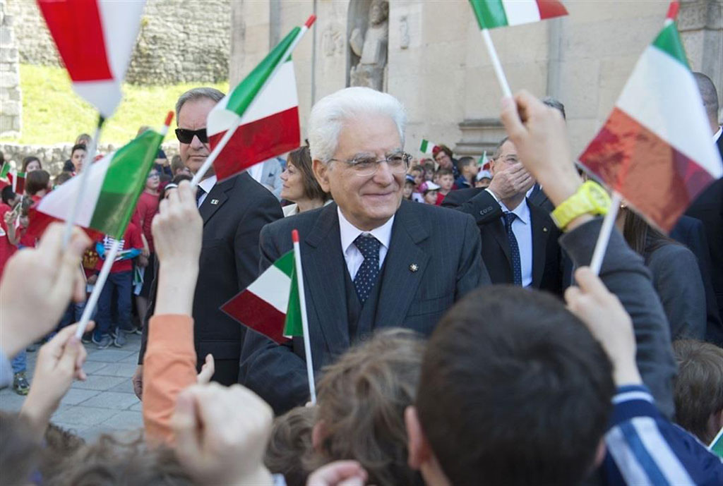 Presidente Mattarella ai Prefetti: "Credibilità azione pubblica si fonda sul rispetto della legalità"
