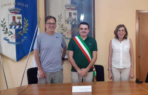 Dagli States in Calabria, la scelta di due medici a Sellia