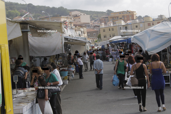 mercato-via-vercillo-sambiase-sett-2014.jpg