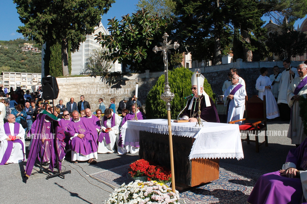 messa-cimitero2-11022016-144425.jpg
