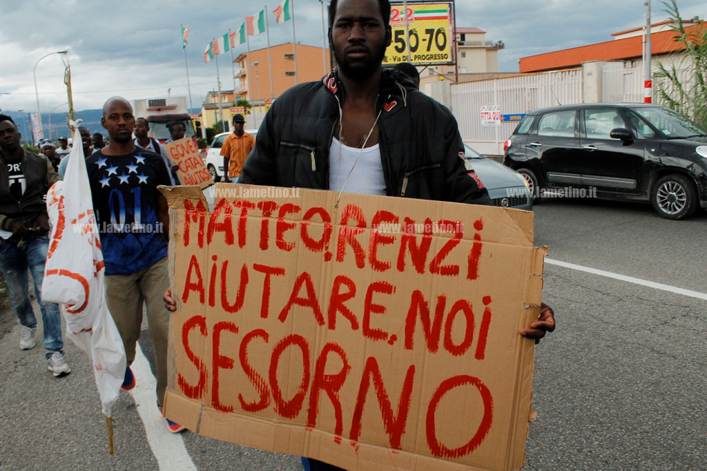 Lamezia: nuova protesta dei migranti