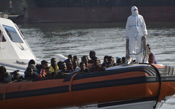 Migranti, sbarco in Calabria del 27 luglio: fermati 4 presunti scafisti 