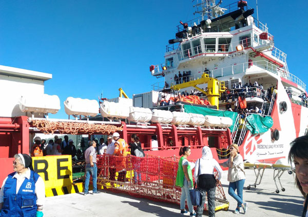 Arrivati 1045 migranti a Reggio Calabria con nave Msf